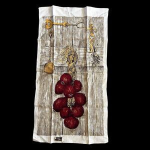 VTG Kay Dee Linen Kitchen Tea Towel Purple Onions Hanging On Wood Wall Cottage